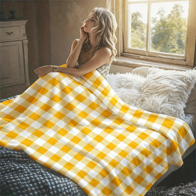 Orange Yellow Checkered Ultra-Soft Fluffy Flannel Blanket Super Cozy Lightweight Bed Blanket for Halloween Sofa Bed Christmas