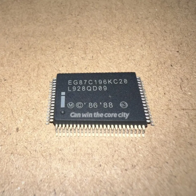 

3 pieces EG87C196KC20 L928QD09 QFP Packaging chip IC, new original, spot direct auction