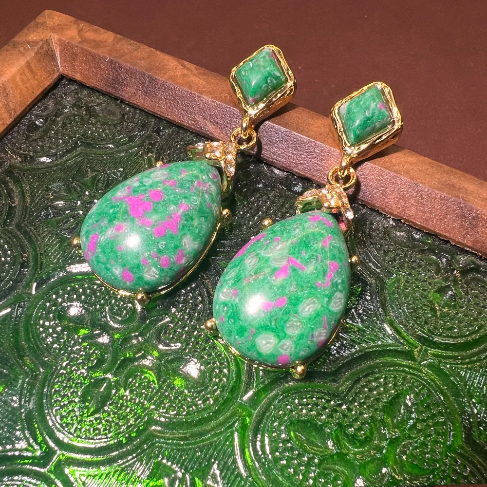 Retro court style natural fancy earrings, antique classic elegant niche design vintage earrings wholesale