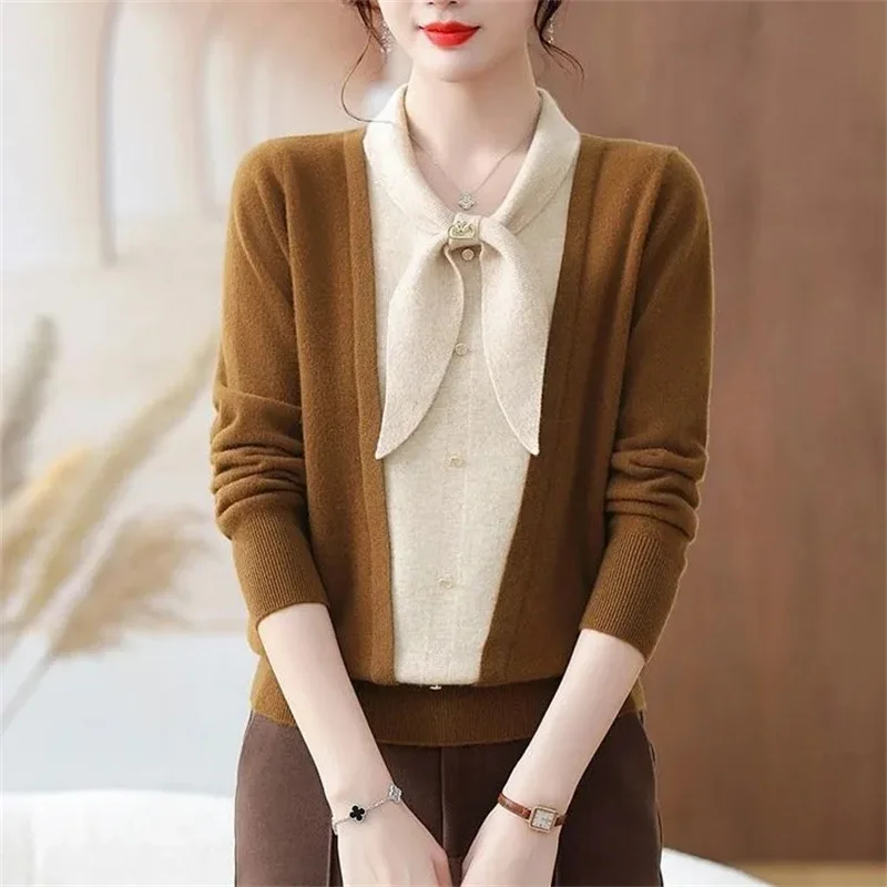 New 2024 Spring Autumn Winter Sweater Women's Knitwear Bow Color Block Fashion Elegance Versatile Knitted Undershirt Top