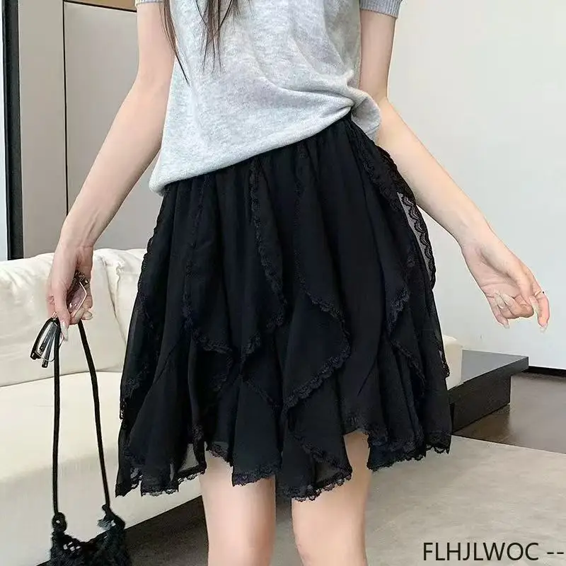 Faldas románticas con volantes para mujer, minifaldas blancas de encaje calado de cintura alta, estilo coreano, dulce, Lolita, novedad de 2025