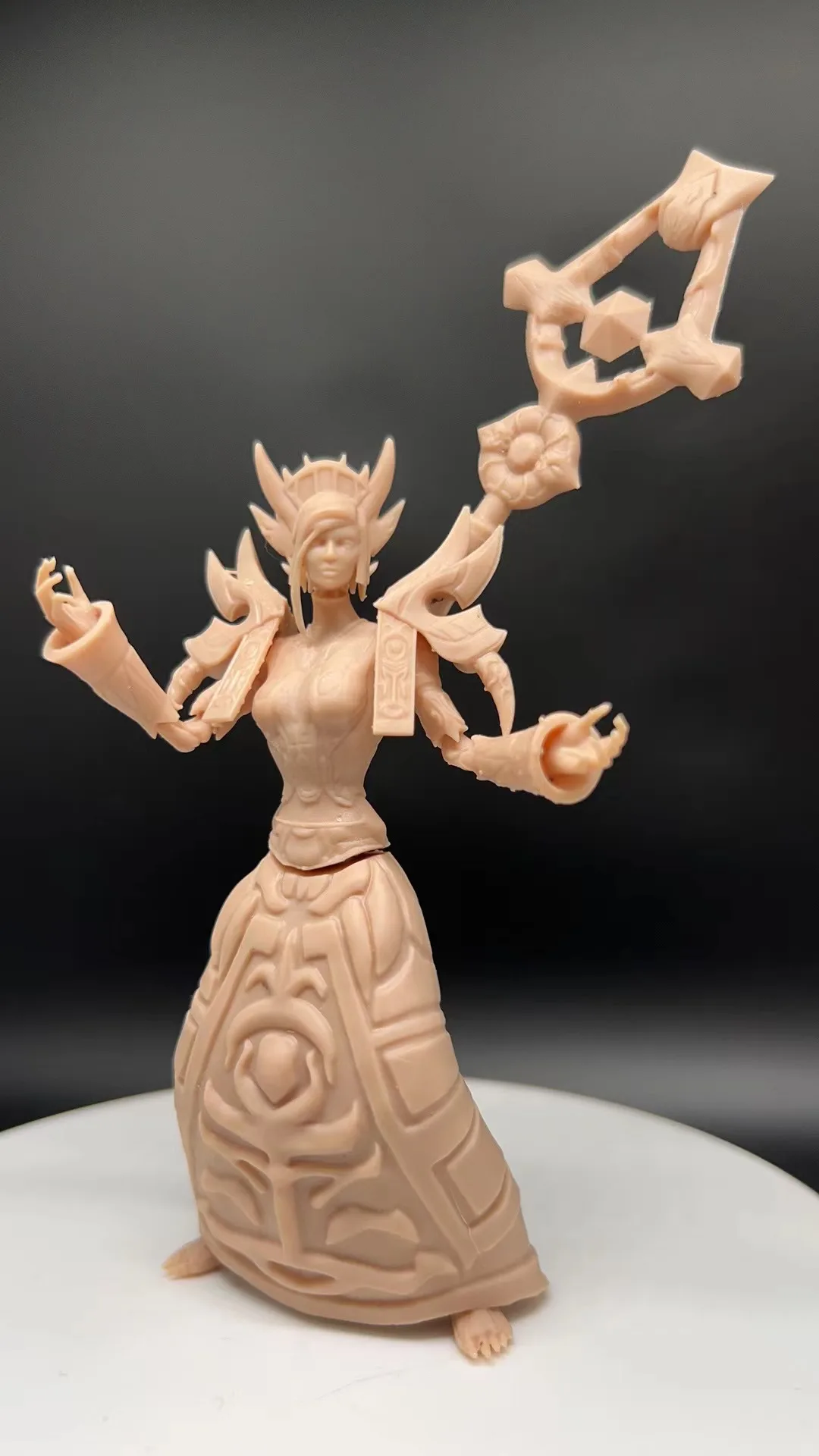 100mm Resin Model Assembly Kit Game Character (priest) Model Removable Unpainted (free Shipping)