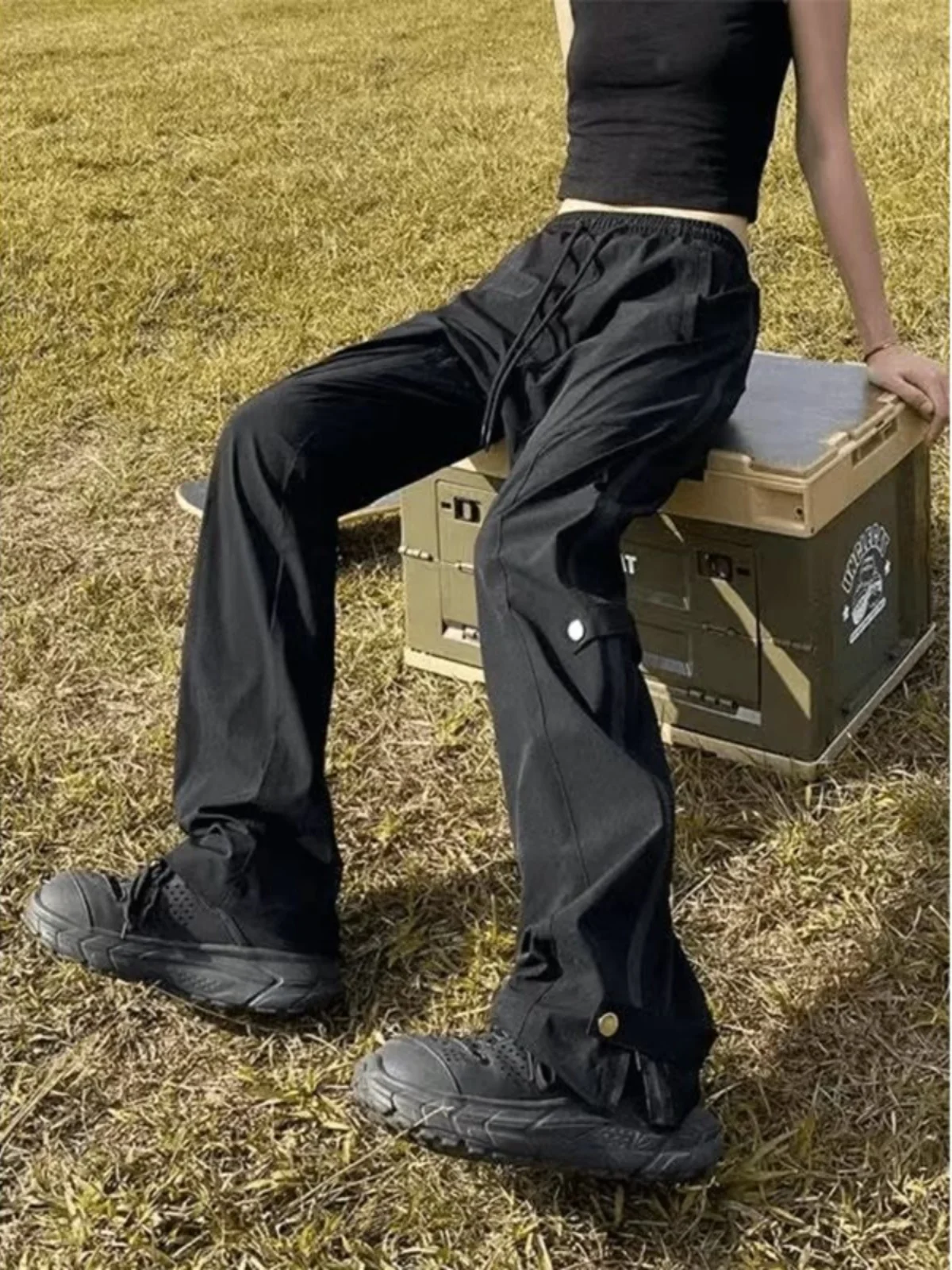 

Bla Men's Outdoor Climbing Pants Summer Windproof Waterproof Zipper Design Qui Dry Functional Workwear Straight Leg Casua...