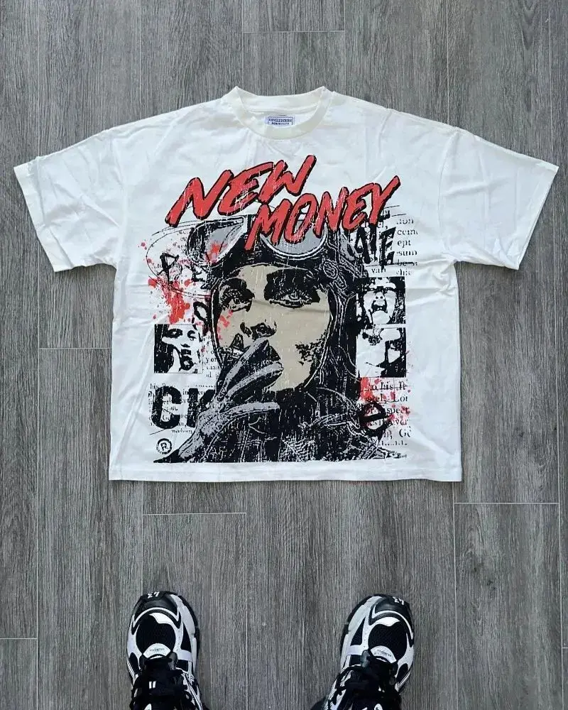 

Ретро High Street Trend Аниме Футболка с коротким рукавом с принтом Мужская футболка Y2k Топ Harajuku Rock Хип-хоп Модная рубашка большого размера для пар