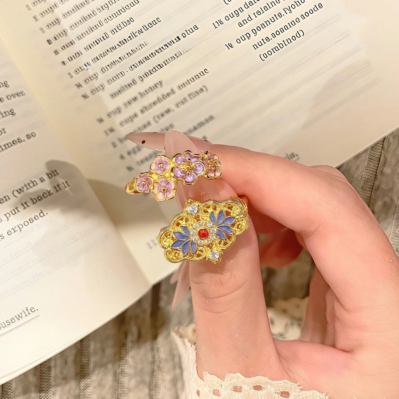 Retro Chinese Colored Enamel Gold Rings for Women Hand-carved Hollow Relief Sculpture Ethnic Luxurious Court Jewelry Open Ring