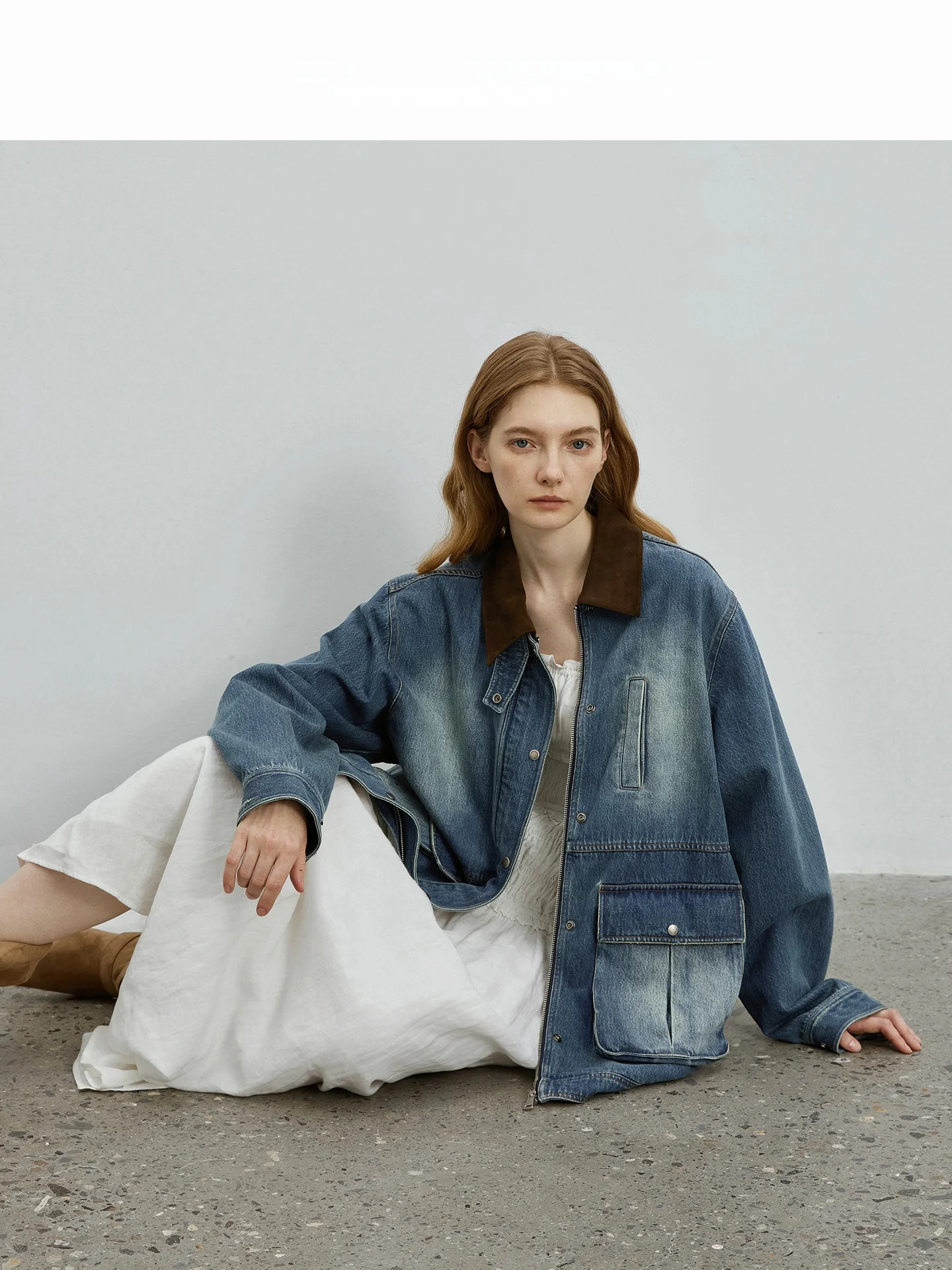 

COUNTONME Retro Waed Denim Jaet with Multiple kets And Collar in between Colors Loose Fit Medium Length for Women