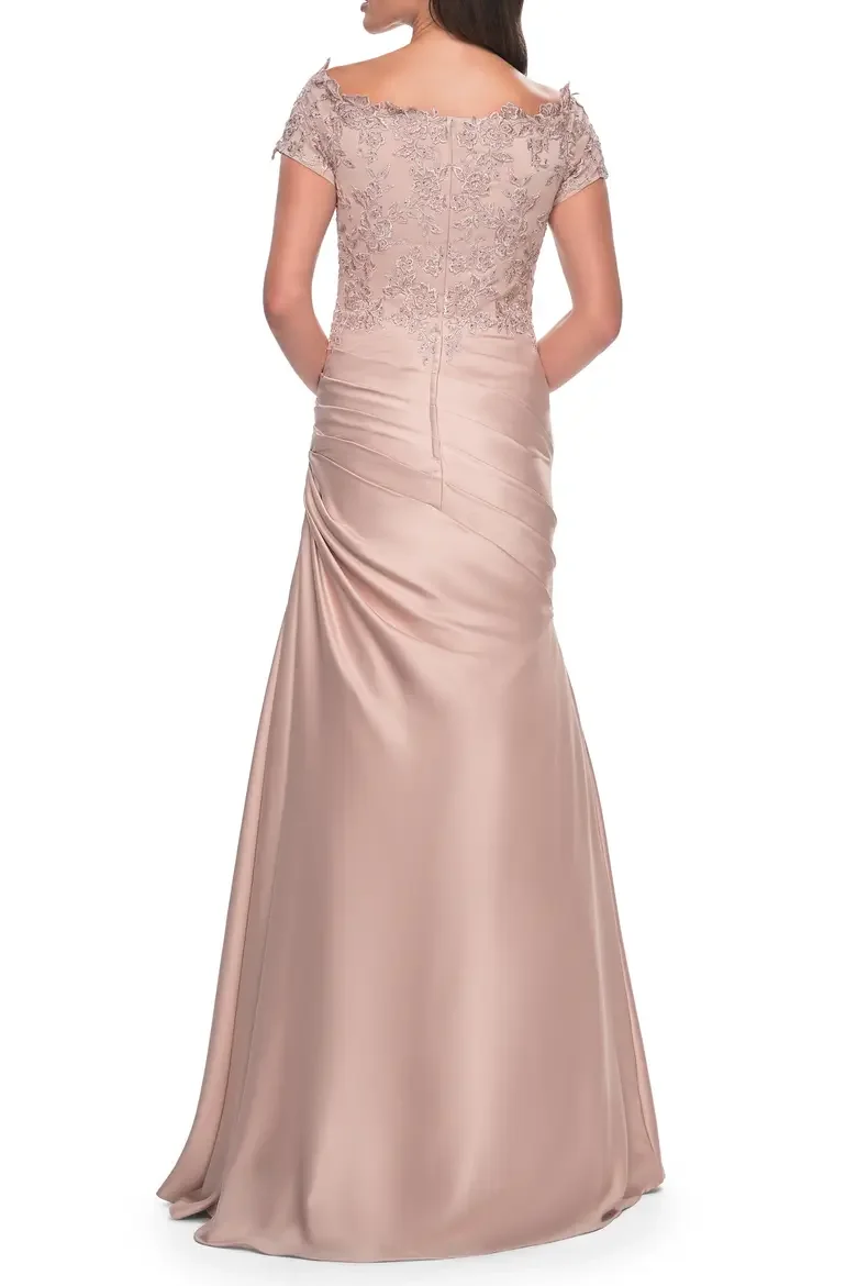 Customized Blush Off Shoulder Lace Evening Dress Short Sleeve Ruched Satin Mermaid Maxi Dress Mother Bride Formal Wedding Gown