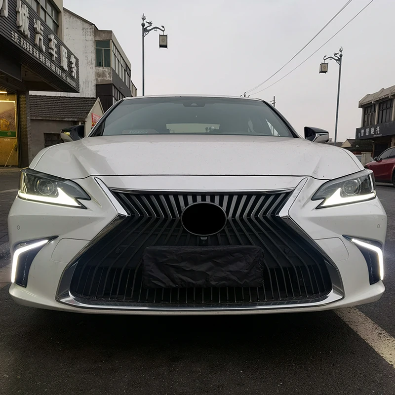 

Applicable to 2018-2022 Lexus ES200260300350500 modified daytime running lights steering lights fog lamp assembly accessories