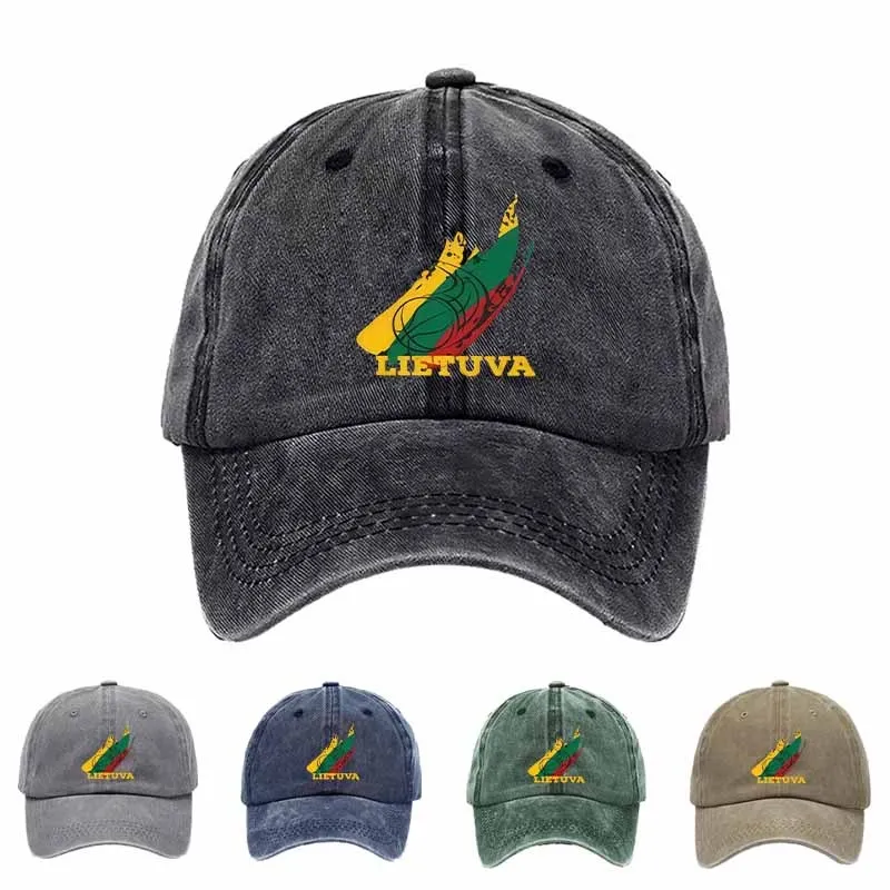 

Модная спортивная бейсболка с надписью «LIETUVA» и футбольным дизайном с изображением пламени, представляющая собой новую тенденцию в спортивной моде.