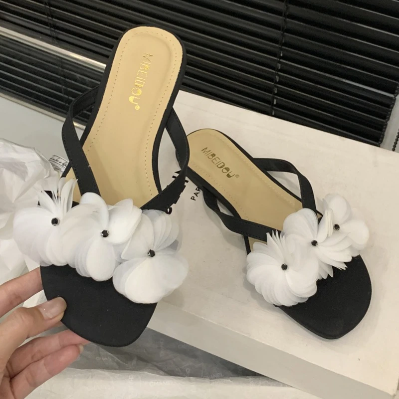 

2025 Summer New Flats Flip Flops Women Flower Fashion Slides Sandals Female Open Toe Comfort Casual Dress Beach Slippers Ladies