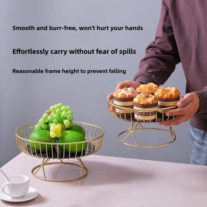 صواني الفاكهة المنزلية الإبداعية ورفوف الحلوى، شاي بعد الظهر ذو الطراز الفاخر، يعرض الكعك والحلوى الإبداعية