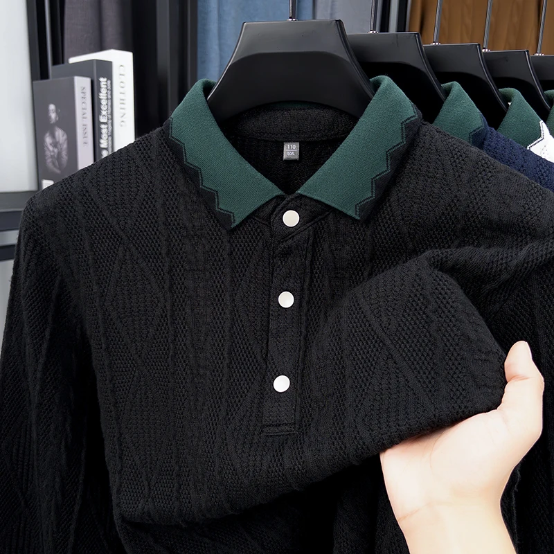 Maglione da uomo con risvolto a blocchi di colore di personalità, polo casual a maniche lunghe di lusso in jacquard tinta unita lavorato a maglia premium