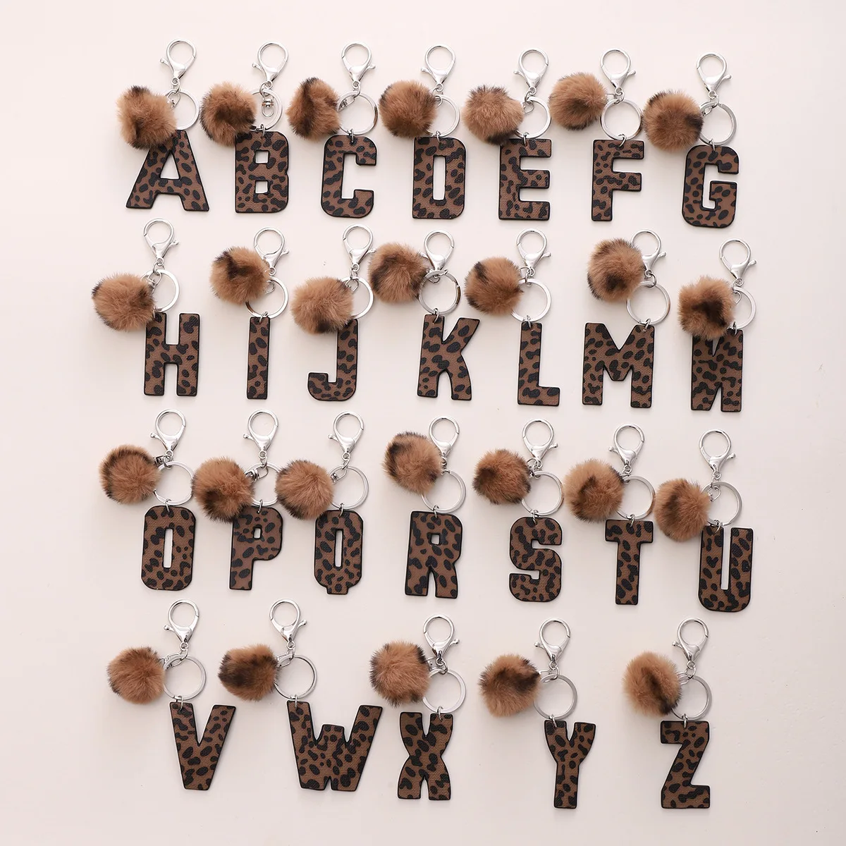 

1Pc Cheetah Leopard Print Key Chains A-Z English Capital Letters Tag Keychains with Bobble Keychains Fashion Jewelry Accessories