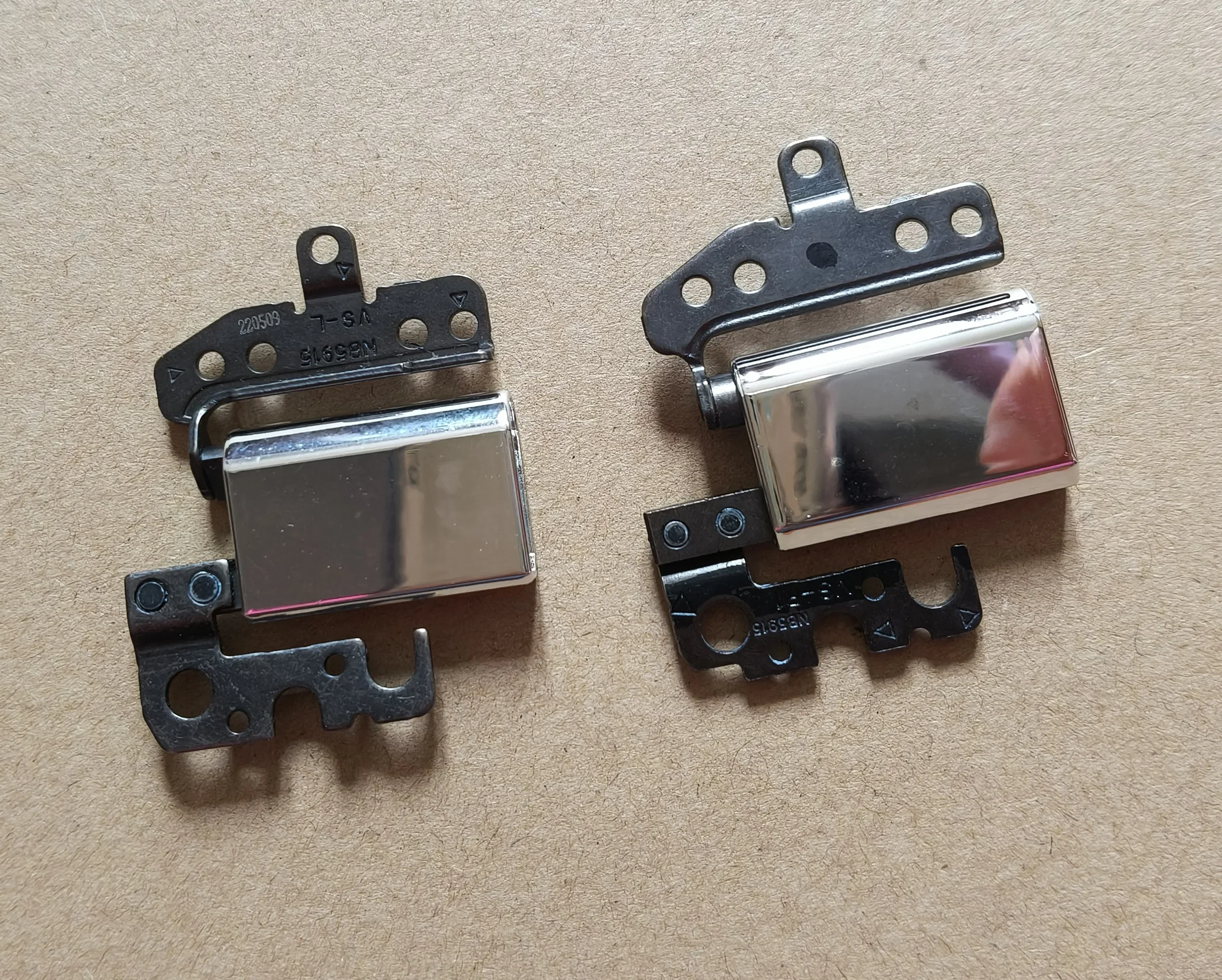 Pour Bali VivoPleS 14 Flip TP3Hautement TP3402QA HINGES R + L