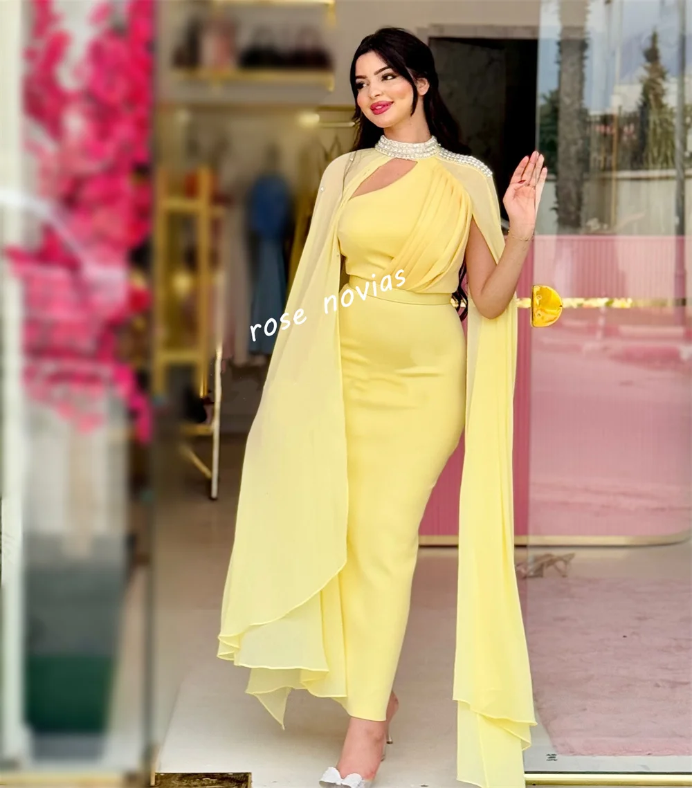 ชุดเดรสยาวปานกลางทรงตรง คอสูง แต่งพลีทประดับคริสตัล แบบสั่งตัดพิเศษ สำหรับงานเลี้ยงกลางคืน หรือโอกาสพิเศษ ออกแบบอย่างประณีตสำหรับผู้หญิง