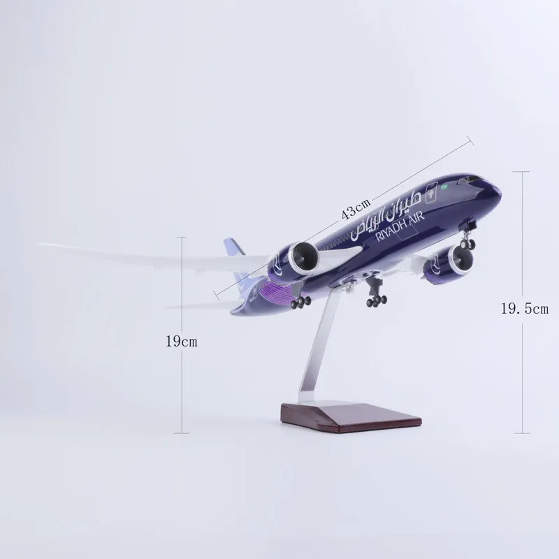 Escala 1:130 Riyadh Airlines Boeing 787 Avião com coleção de luz, brinquedos de exibição, presentes, decoração de fãs