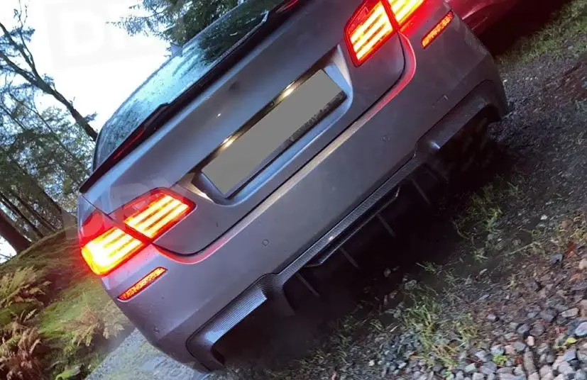 

Rear Bumper Diffuser Spoiler For BMW 5 Series F10 M Sport M5 2011-2016 Car Rear Bumper Lip Diffuser Splitters Body Kits