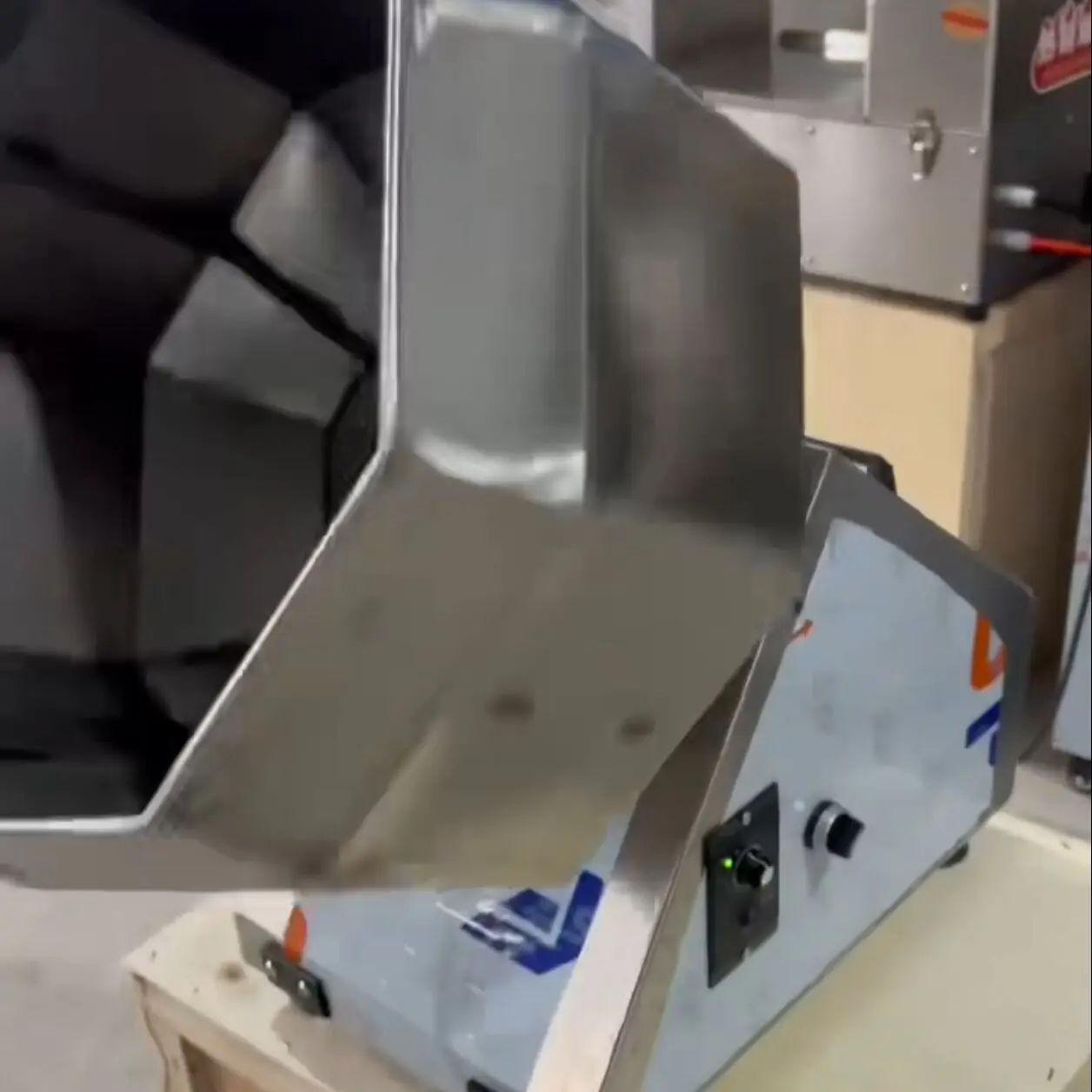 Drum Type Almond Ch…