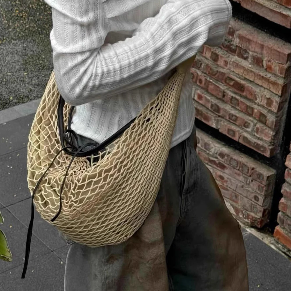 Fashion Designer Mesh String Bag Hollow Fishing Net Shoulder Crossbody Bag Half Moon Hobos Tote Bags for Women Croissant Shopper