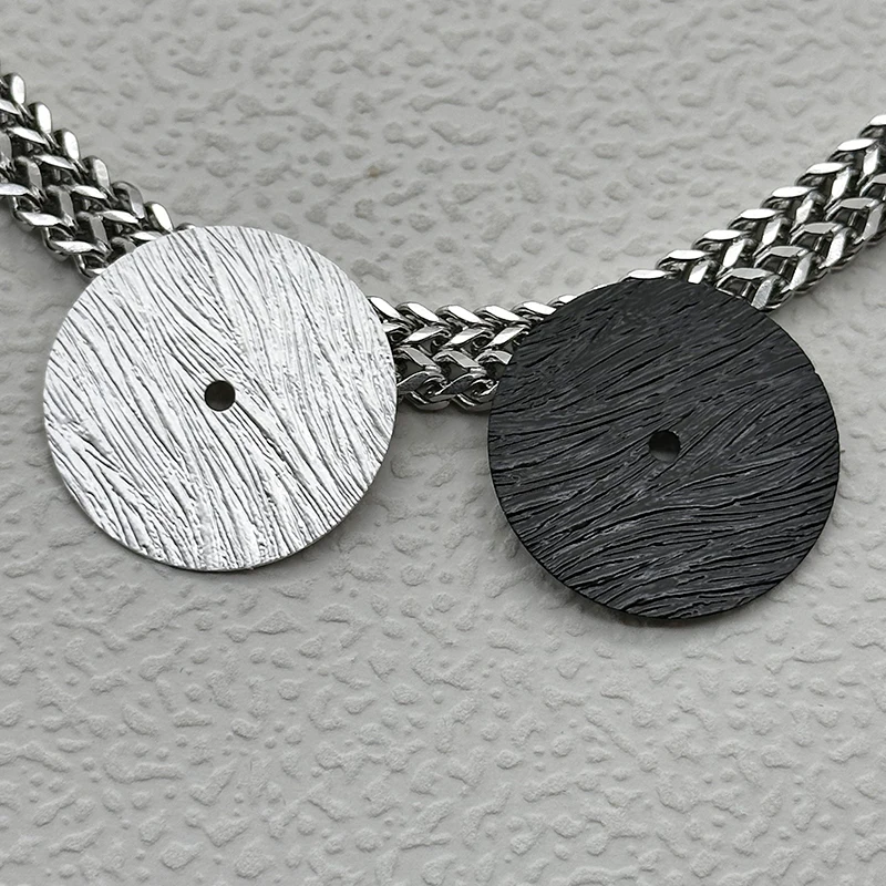 

NH36 Dial 28.5 mm Dial Compatible Crown Position 3.0 3.8 4.0 SKX007 SRPD NH35 NH36 NH38 NH39 4R 7S Automatic Movement