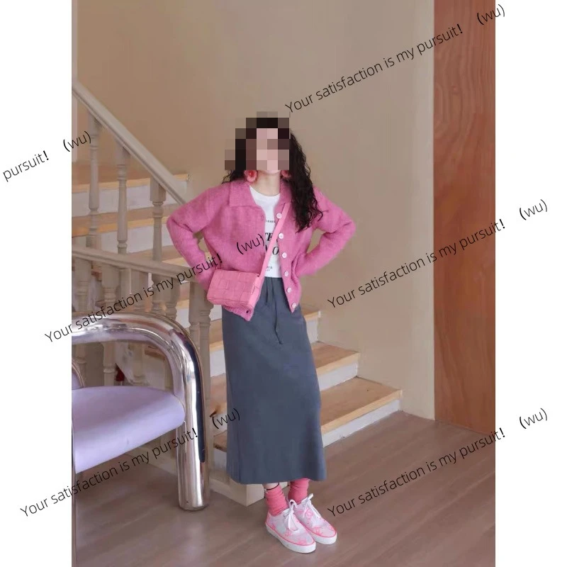 Ropa popular y hermosa, un conjunto completo de ropa de mujer, falda de suéter rosa reductora de edad, conjunto de dos piezas.