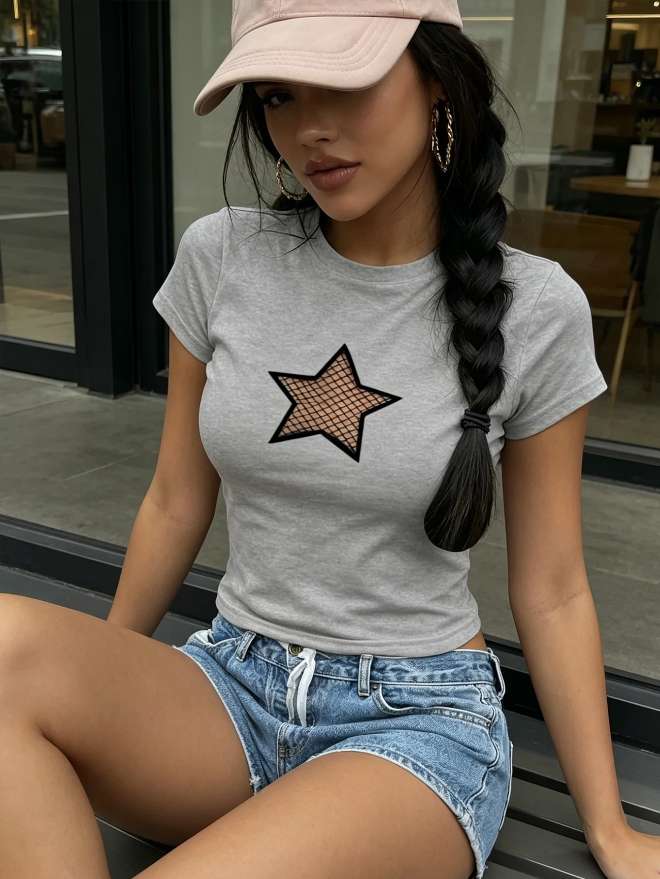 

Women's fashionable casual Y2K short-sleeved star-shaped open-weave print, suitable for music festivals and street wear.