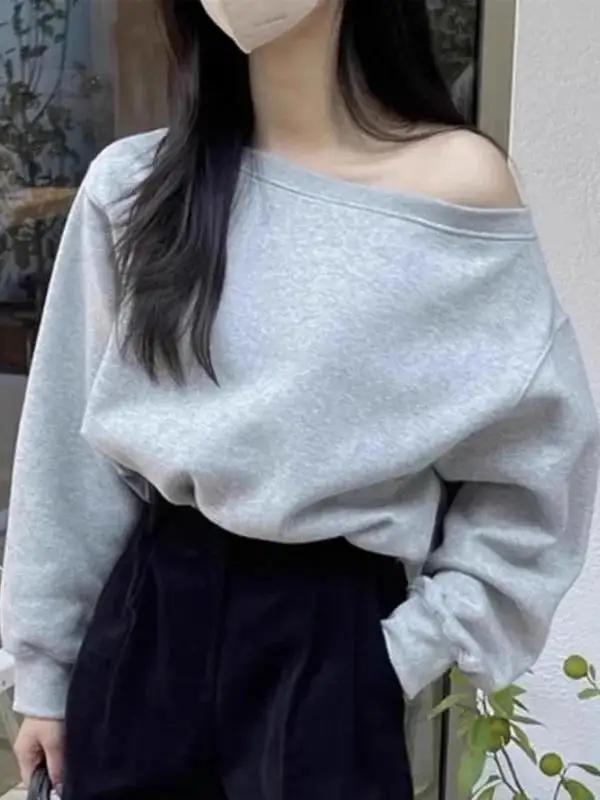 

Chic Autumn Winter Shoulder Bared Casual Loose Long Sleeve Pure Color Sweatshirt Women's Short Style One Word Collar Top
