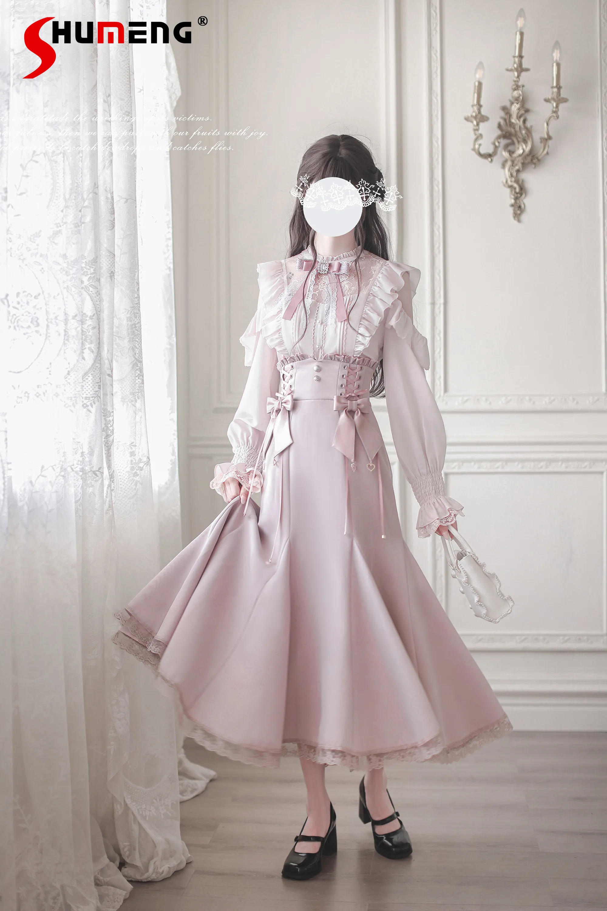 

Оригинальный японский комплект: элегантная блузка с кружевными вставками и длинными рукавами, юбка-русалка с высокой талией, весна 2026