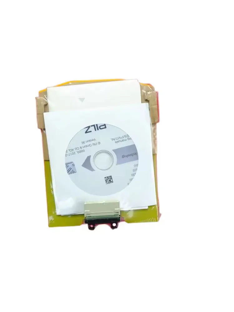 

Новое оригинальное реле безопасности Pilz 773536, PNOZ mo4p 4n/o на складеPilz 773536.
