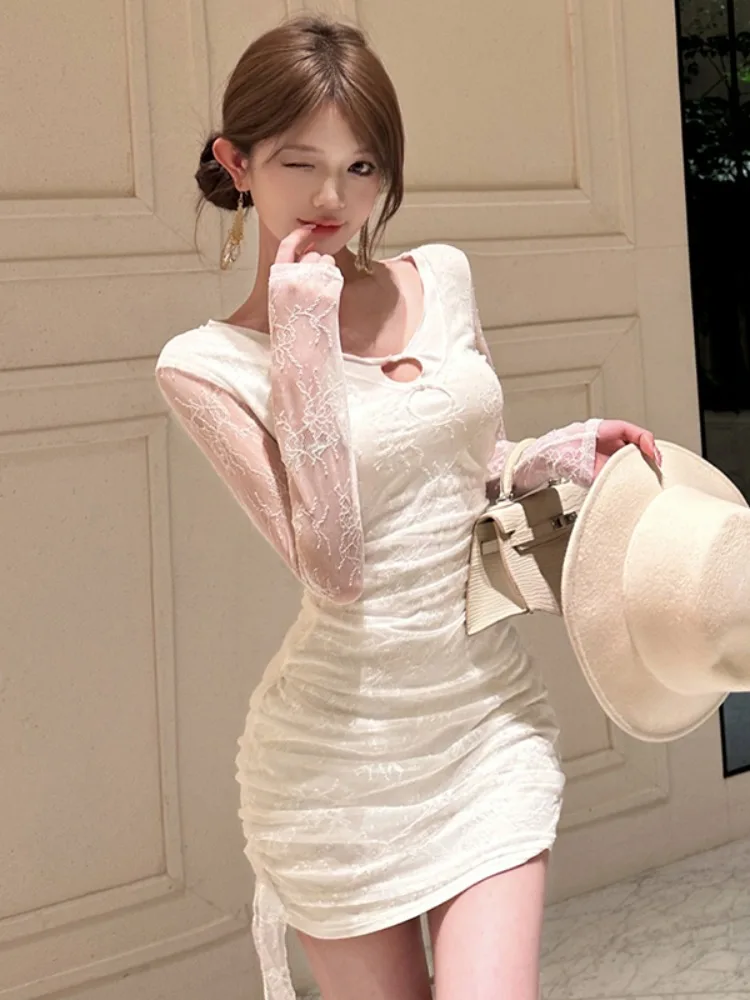 

Sexy Hollow out Lace See through Waist Cinching Slimming Short Skirt Women Spring Autumn New Style V Neck Pleated Long Sleeve...