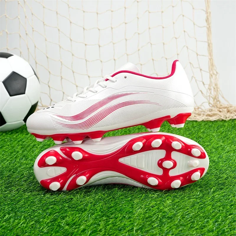 

Men Soccer Shoes Ultralight Professional Breathable Football Boots Futsal Training Sneakers Unisex Grass Cleats Match Sport