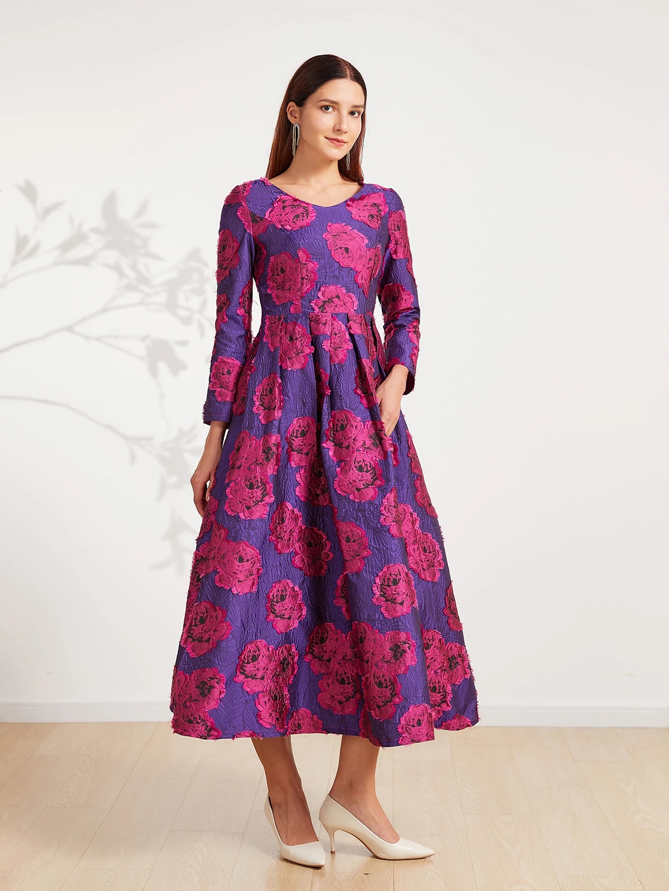 الشتاء والخريف الفاخرة الوزن الثقيل ثلاثي الأبعاد الجاكار كورتييه نمط الخصر المعانقة ألف خط الملمس الفاخر فستان طويل