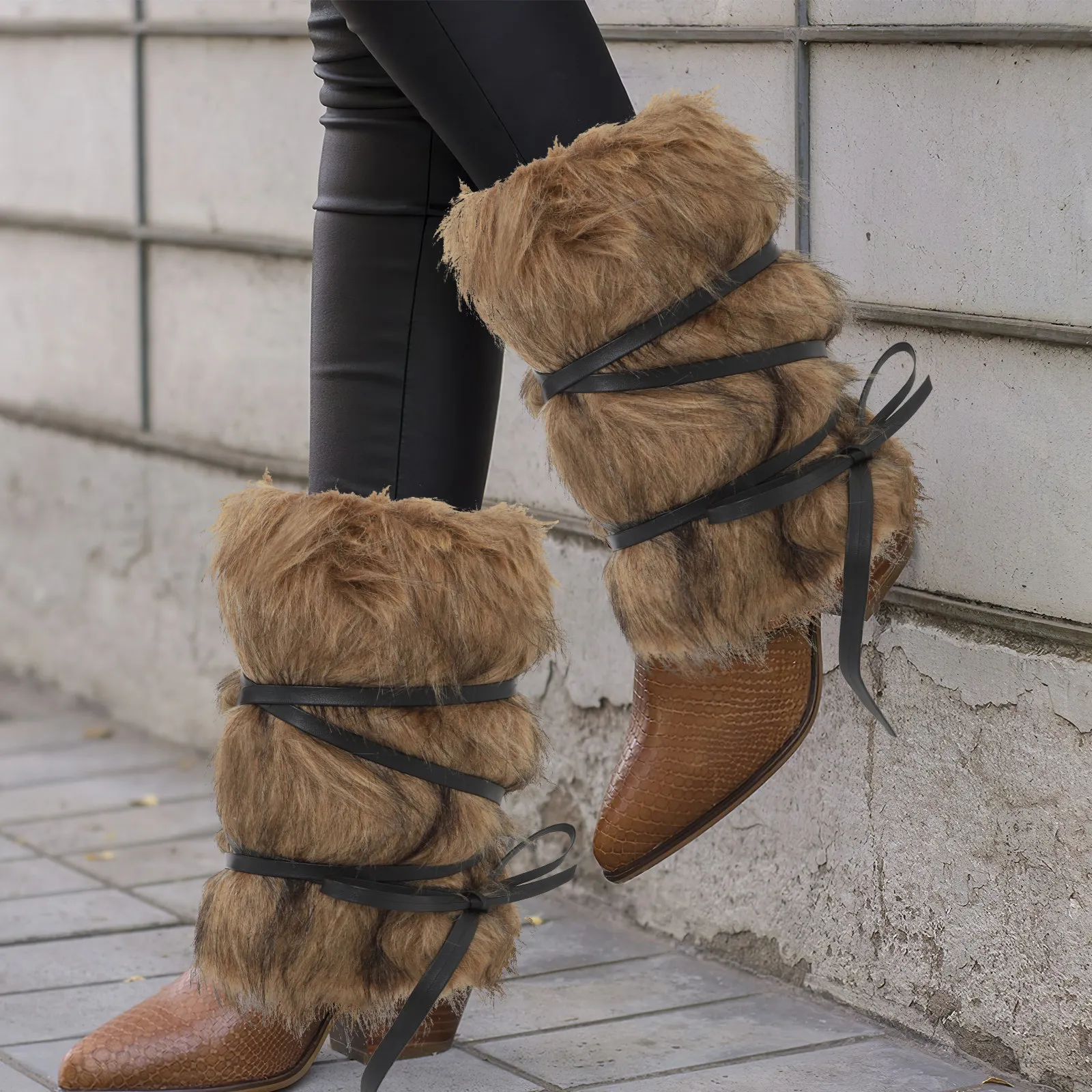 1Set Viking Style Bindable Leg Warmers Brown Faux Adjustable Straps for Cosplay Halloween Medieval Costume Men Women