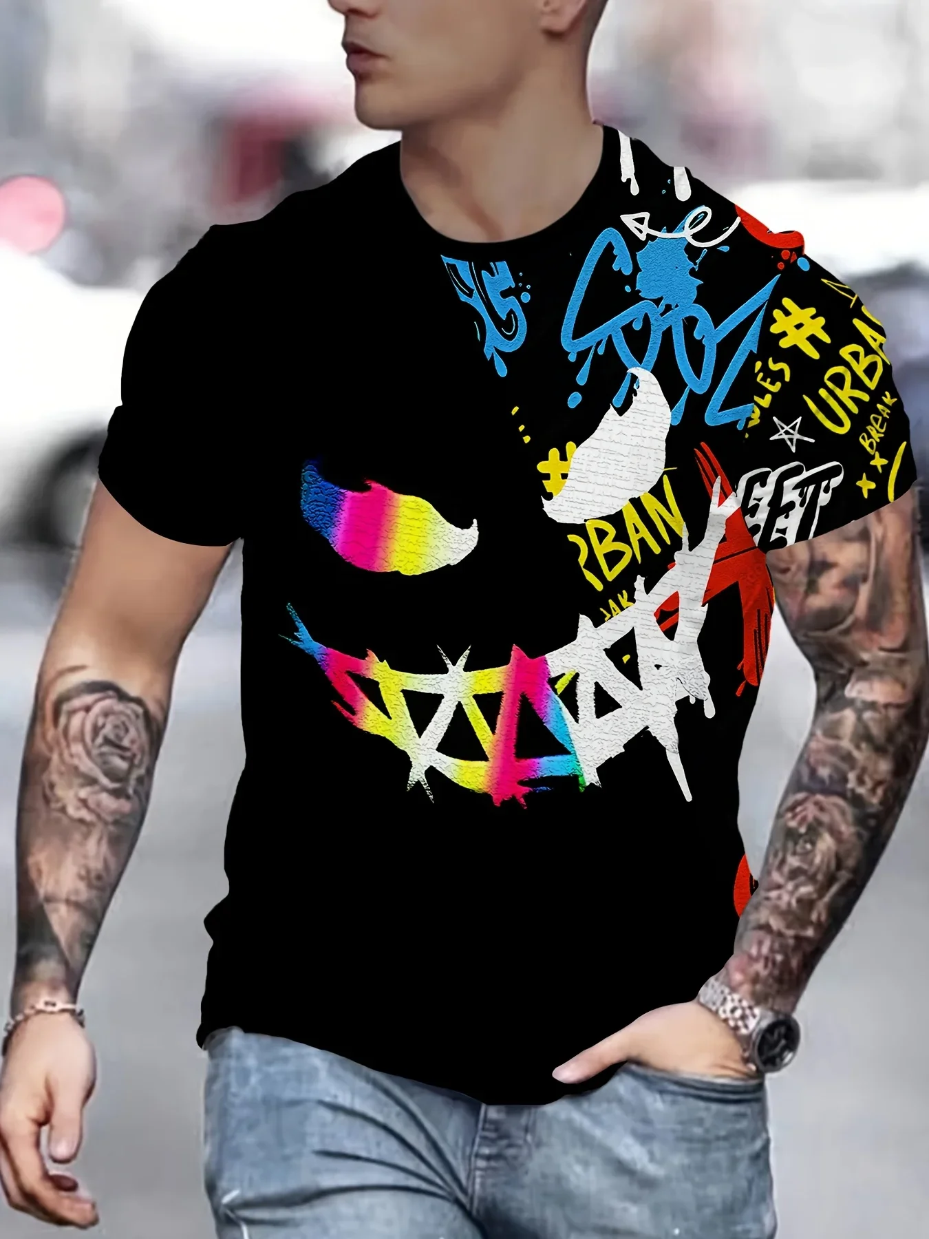 Modisches Herren Streetwear Graffiti Teufel-Lächeln T-Shirt Farbenfroher Urbaner Stil Rundhals Kurzarm Sommer Casual Oberteil