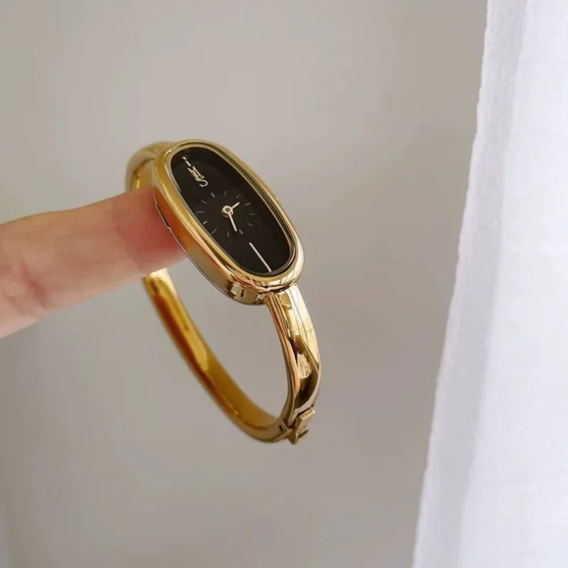 Niche Bracelet Watch Women's Long Oval Light Luxury Luxury Classic Black Gold Women's Watch 2025 New