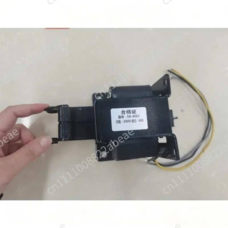 1PC SA4502 AC 220V 30mm Stroke 6Kg Force Solenoid Tractive Electromagnet