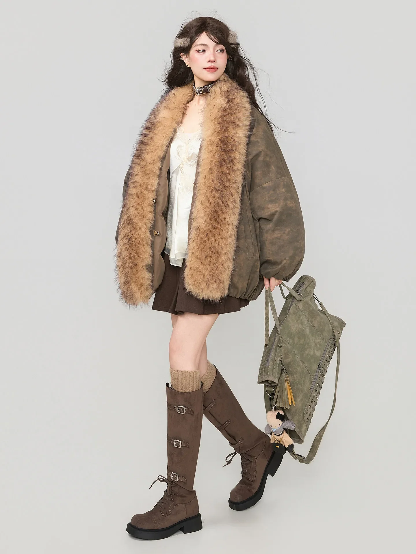 2026 Winter Women's Down Cotton Jacket Windproof Printed Patchwork Faux Fur Jacket
