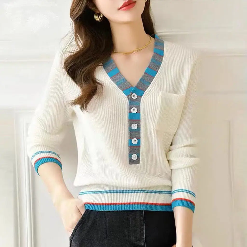 

2023 New Women's Clothing V-Neck Long Sleeve Knitted Autumn Winter Slim Fashion Casual Sweet Contrast Color Button Pullovers