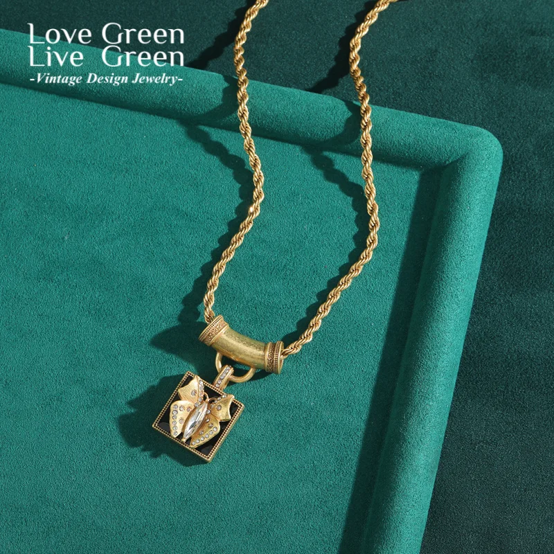 

Vintage Enamel Black Butterfly Pendant Necklace Antique Gold Color Rope Chain Jewelry Designer Quality Luxury For Woman Party