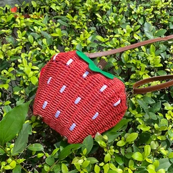 Cute Straw Strawberry Shoulder Bags for Women Summer Fruit Shape Beach Purses and Handbags Ladies Clutch Bag Weave Crossbody Bag