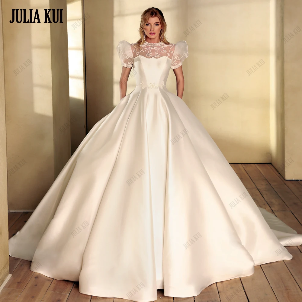 Julia Kui Robe De Mariage Elegant Satin A-Line Wedding Dress High Collar Short Puff Sleeves Bridal Gowns