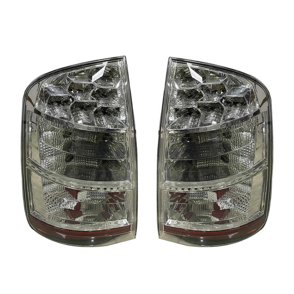 1 Pair Automobile Taillights For Toyota Prius NHW20 2005-2009 8155047060 8155047050 8155147060 Car Brake Lights Turn Signals