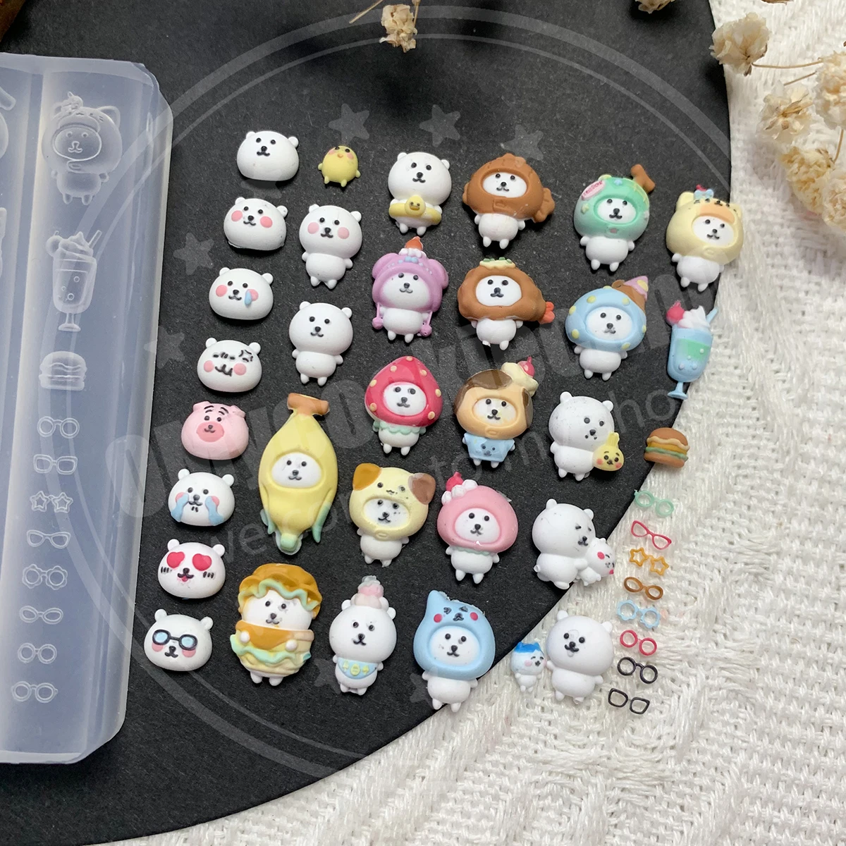Adorable Bear Dessert Fruit Assorted Shapes Full Transparent Nail Art Mold Cute Kitchen Gadget for Baking And Cooking
