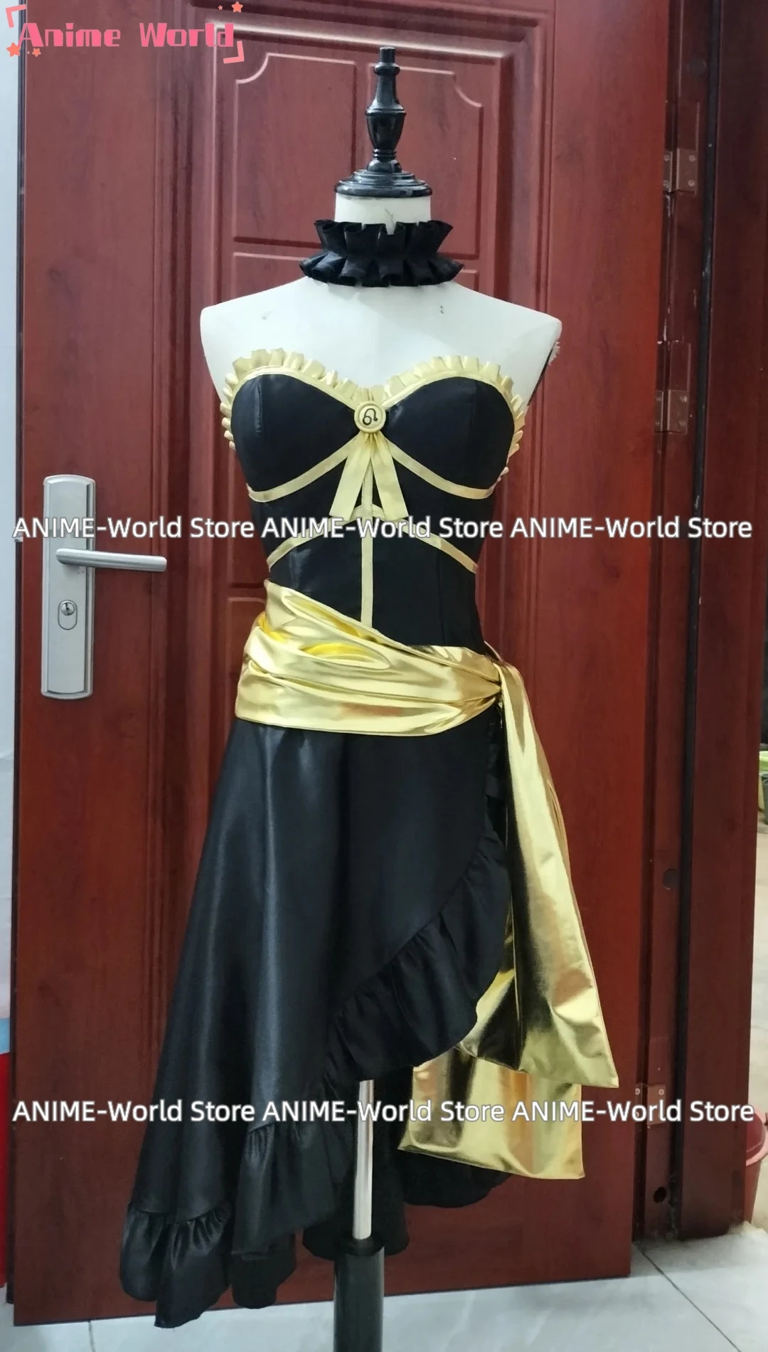 Lucy Heartfilia Cosplay Costume pour femme, Halloween, carnaval, spectacle, robe de soirée noire, perruque pour adulte