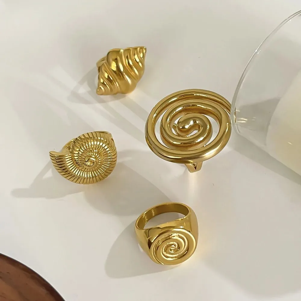 Vintage 18K vergoldeter Spiral-Muschel-Twisted-Ring für Frauen, Unisex, Ozean-Stil, Hochzeit, minimalistischer Schmuck, Jahrestagsgeschenke