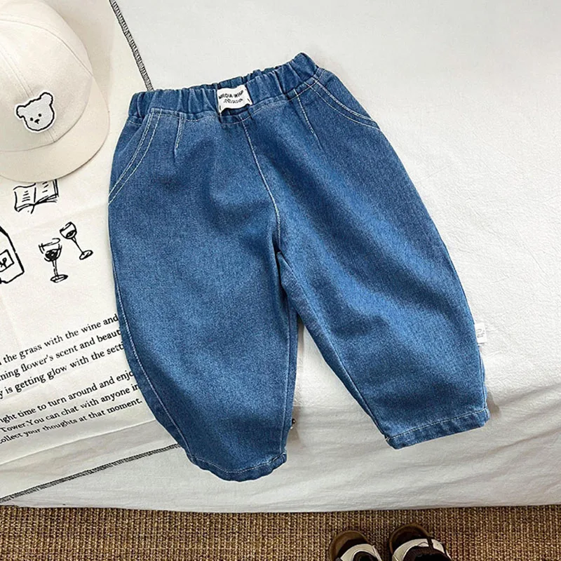 2024 New Denim Blue Versatile Toddler Baby Jeans Solid Trendy Korean Style Spring Children Boys Grils Pants