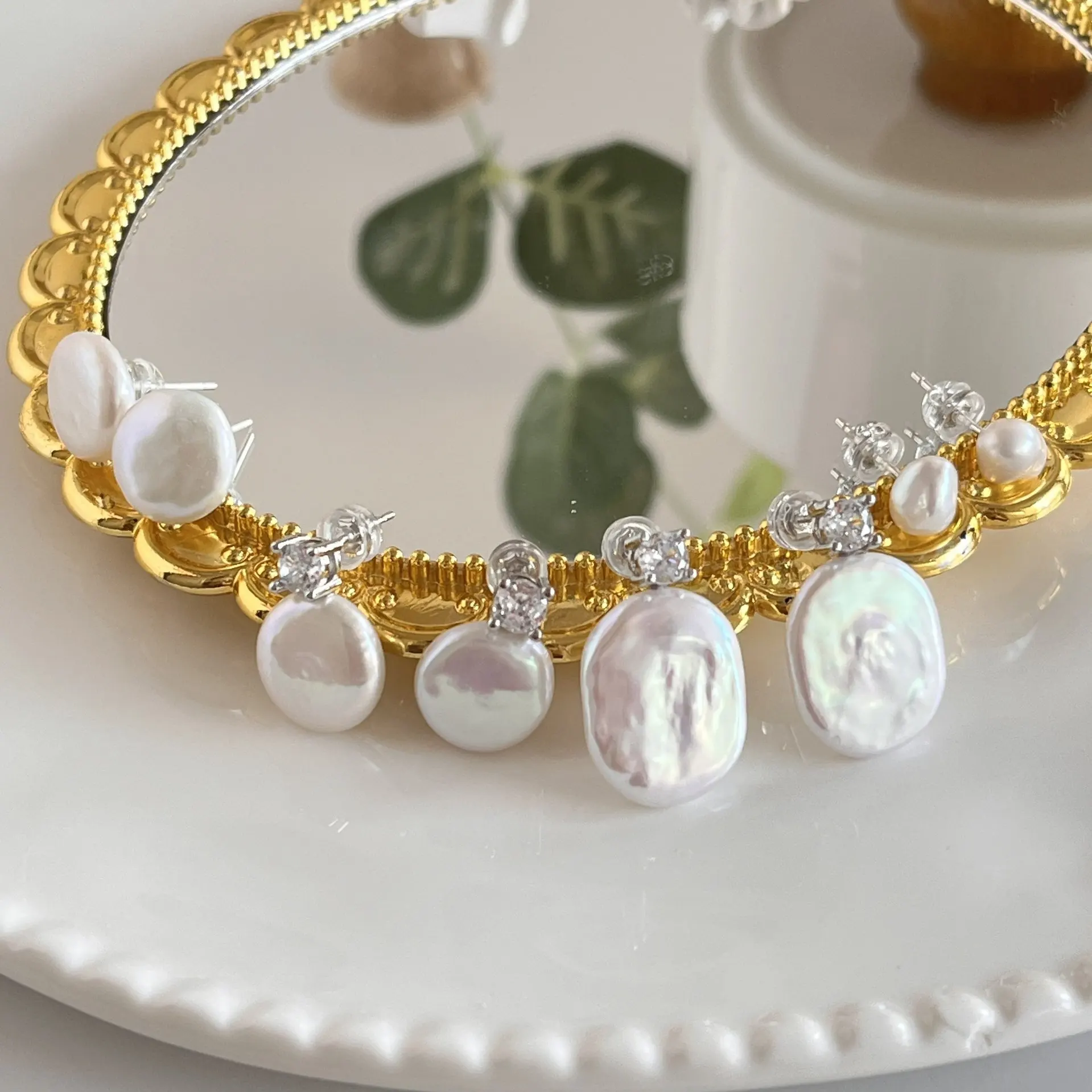 

Extra-large colorful natural baroque irregular button pearl stud earrings French-style elegant simple ear accessory