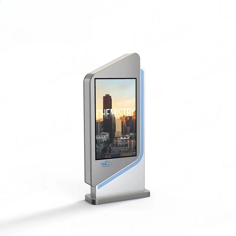 Durable Full Color Weatherproof Street Video Advertising Display P4 LED Screen Light Box 5000 Lumens for Municipal Outdoor