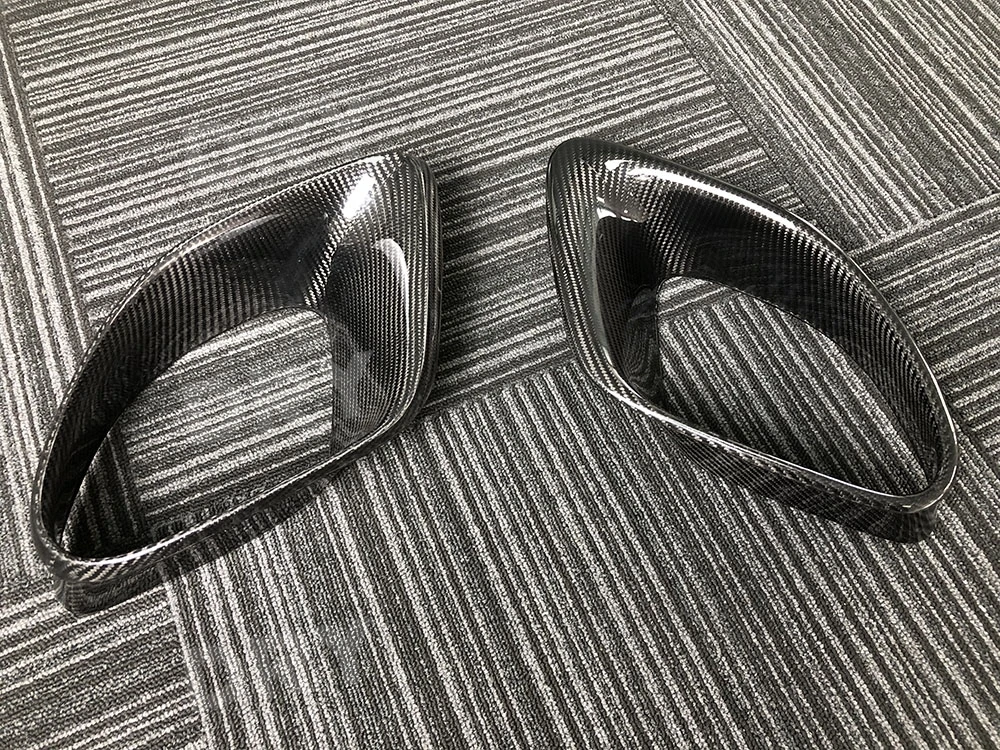 Paraurti posteriore in fibra di carbonio Presa d'aria Trim Uscita laterale Copertura del telaio di aspirazione Car-styling Bodykits per Porsche 986 Boxster 1996-2004