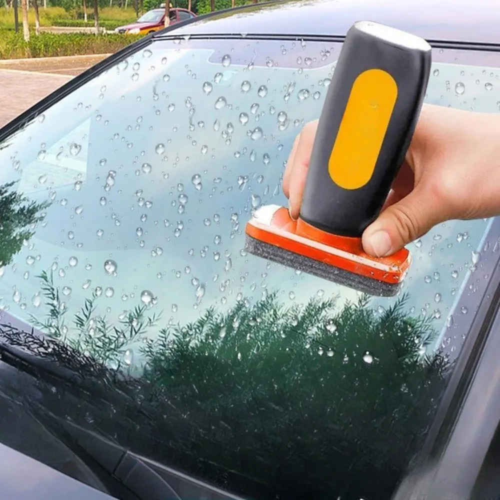 Windshield coating rearview mirror rainy weather waterproof spray rain repellent